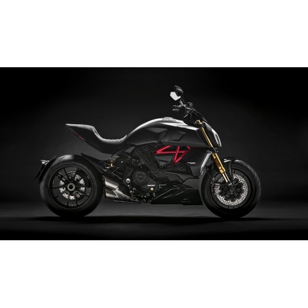 Diavel ducati total black 2020